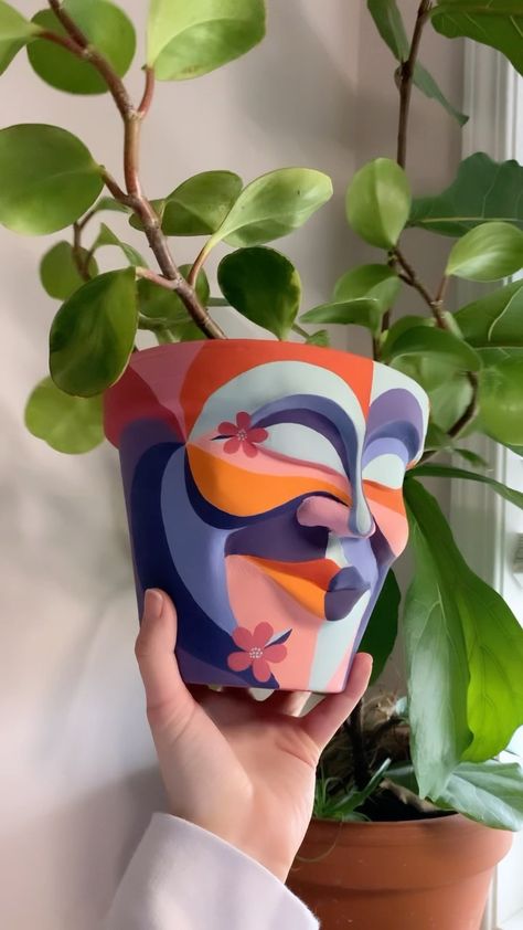 Pot Heads, Plant Pot Design, Painted Pots Diy, Sculpture Art Clay, Pottery Painting Designs, Keramik Design, Creative Freedom, Pottery Crafts, Pot Designs