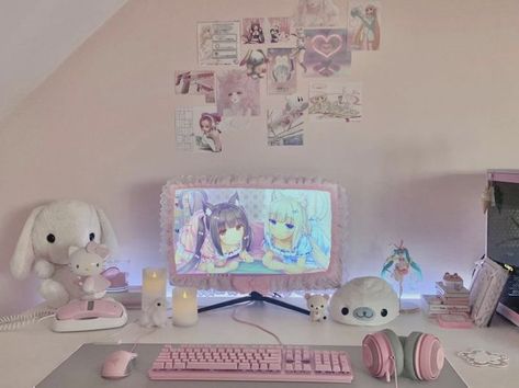 <3 Cutecore Pc Setup, Pink Computer Setup, Pink Setup, Cutecore Room, Pink Computer, Coral Room, Desk Setups, Cute School Stationary, Hello Kitty Rooms