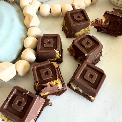 Viral Tiktok Dubai Chocolate Bar Recipe - Recipe Diaries Dirty Martini Recipe, Recipe Diaries, Almond Joy Bars, Recipe Ingredients List, Dubai Chocolate, Candy Bar Recipe, Coconut Oil Chocolate, Chocolate Bar Recipe, Chocolate Bar Molds