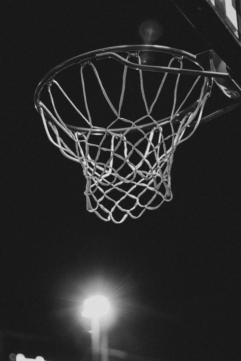 gray basketball ring basketball ring #bw #net #basketball #5K #wallpaper #hdwallpaper #desktop Sport Wallpaper, Spring Phone Wallpaper, Cool Basketball Wallpapers, Basketball Ring, Basketball Images, Basketball Background, Bola Basket, White Basketball, Iphone Background Aesthetic