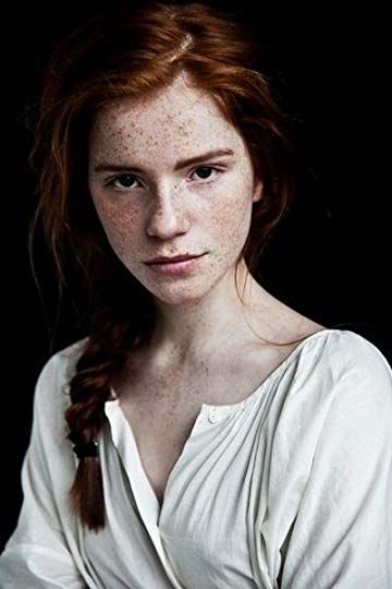 The Promise of Jenny Jones by Maggie Osborne | Goodreads Luca Hollestelle, Women With Freckles, Fire Hair, Beautiful Freckles, Freckles Girl, Natural Redhead, Ginger Girls, Redhead Beauty, Ginger Hair