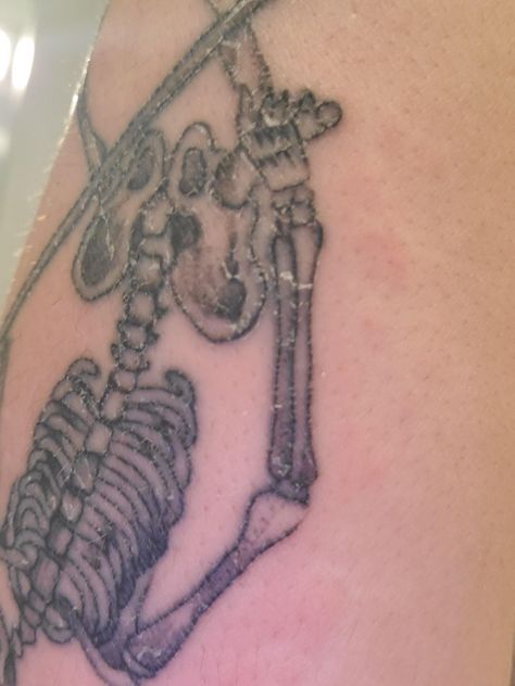 8 day old tattoo between the lines looks cloudy as its peeling. Are these blown out or is it normal? #tattoos #tattoo #beauty Old Tattoos Faded, Blown Out Tattoo, Normal Tattoo, Trending Tattoos, Prison Tattoos, R Tattoo, Old Tattoos, Best Artist, 8 Days