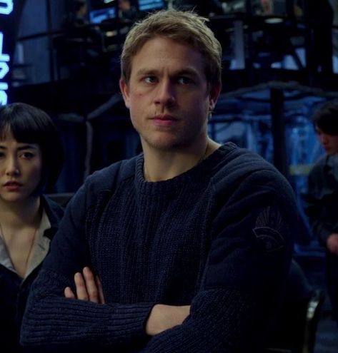 Charlie Hunnam Pacific Rim, Pacific Rim Raleigh, English Love Affair, Heart Mail, Raleigh Becket, Luke Bracey, Western Men, Louis Garrel, English Love