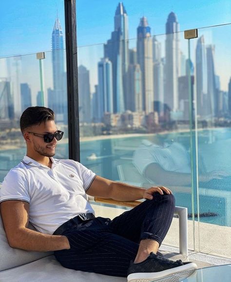 Dubai Men Outfit, Dubai Photography Ideas, Dubai Men, Dubai Picture Ideas, Billionaire Men, Men Luxury Lifestyle, Dubai Photos, Dubai Photoshoot, Dubai Outfit