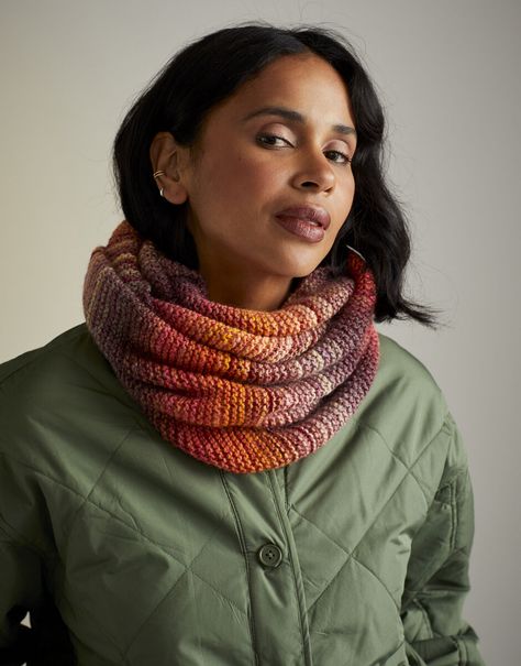 Sunset Stroll Snood Knitting Pattern | Sirdar Jewelspun Aran | Sirdar Sirdar Jewelspun, Snood Knitting Pattern, Super Chunky Yarn, Aran Weight Yarn, Knitting Needles Sizes, Quick Knits, Christmas Crochet Patterns, Easy Knitting Patterns, Knitting Kits