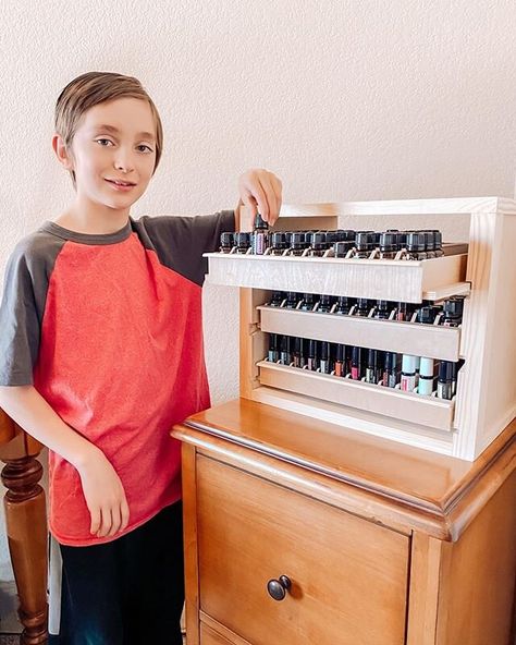 Organizing the Oils... — Colorado Springs Catholic / Christian Birth Doula I Think He Knows, Birth Doula, Creative Marketing, Old Bottles, My Business, Colorado Springs, Doterra, Marketing Tips, Creative Market