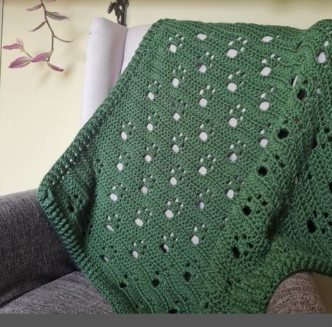 Paw Crochet, Kat Haken, Crochet Blanket Pattern Easy, Crocheted Blanket, Confection Au Crochet, Paw Pattern, Crochet Blanket Designs, Crochet Throw Blanket, Crochet Quilt