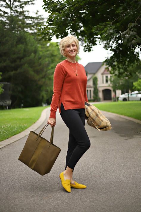 What to Wear With Mustard Yellow Shoes – Mustard Yellow Shoes Outfit, Yellow Heels Outfit, Mustard Yellow Shoes, Yellow Shoes Outfit, Grown Style, Mustard Shoes, Rust Sweater, Oxford Shoes Outfit, Yellow Flats