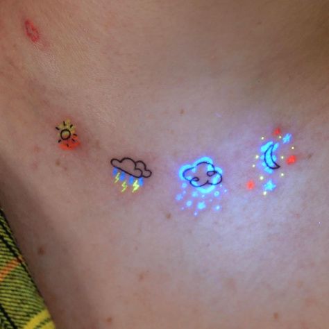 Cute Small Colored Tattoos, Cute Color Tattoos, Cute Colorful Tattoos, Small Color Tattoo, Tattoo Ear, Small Colorful Tattoos, Neon Tattoo, Tattoo Anime, Sharpie Tattoos