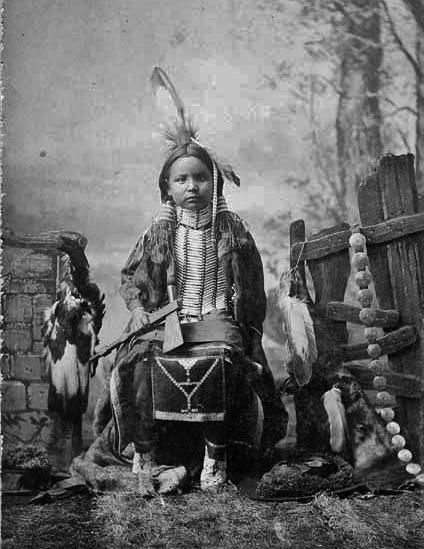 Ponca boy - 1892 Arkansas City, Native American Children, Native Pride, Native American Men, Native American Photos, Bead Tutorials, By Any Means Necessary, Indigenous Americans, Native American Peoples