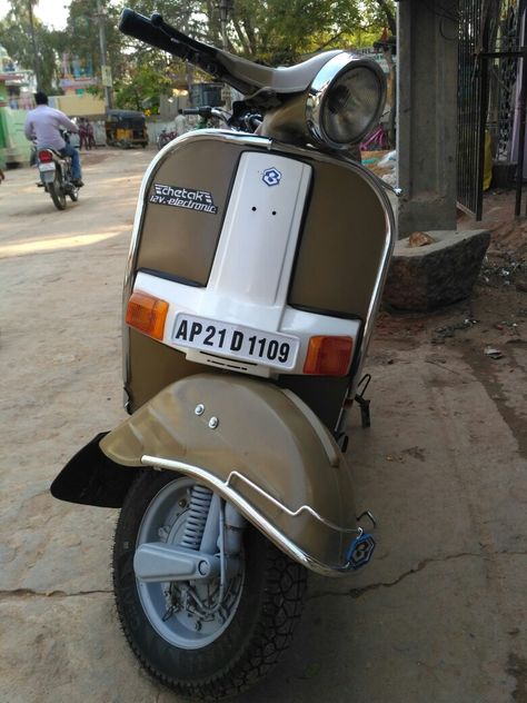 My New BAJAJ CHETAK Bajaj Scooter, Chetak Scooter, Bajaj Chetak, Scooter Garage, Range Rover Svr, Memories Art, Childhood Memories Art, House Gate, Vespa Px