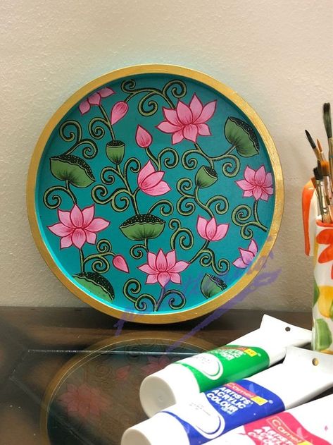 Mandala Wall Plates, Pichwai Plates On Wall, Mandala Art On Plate, Lotus Mural Painting, Paint On Plates Diy, Lotus Madhubani Painting, Painting On Clay Plates, Lotus Lippan Art Design, Pichwai Art Paintings Lotus