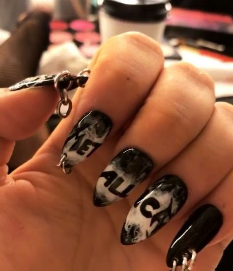 Acdc Nails, Lady Gaga Nails, Nail Jewellery, Rock Nails, Nail Piercing, Lady Gaga Photos, Band Nails, Punk Nails, Kiss Nails