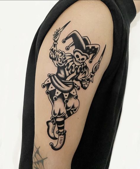 Clown Tattoo Traditional Flash Art, Carnival Theme Tattoos, Dark Carnival Tattoo, Laughing Clown Tattoo, Emo American Traditional Tattoos, Street Art Tattoo Ideas, American Traditional Jester Tattoo, Joker Traditional Tattoo, Scary American Traditional Tattoo