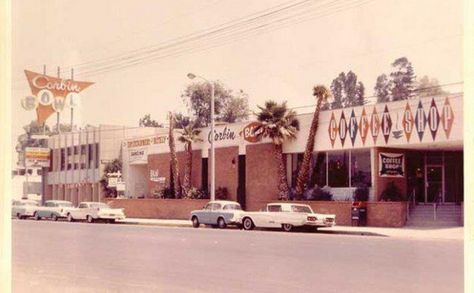 The Corbin Bowl and Coffee Shop located at 19616 Ventura Boulevard in Tarzana (ca. 1960). It's still there, in about the same overall structural shape. Tarzana California, Ventura Boulevard, 60s Photos, Canoga Park, Valley Girl, American Road, San Fernando Valley, Vintage Los Angeles, Valley Girls