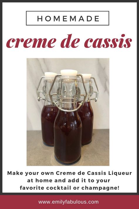 This Homemade Creme de Cassis recipe will make a homemade liqueur that you can use in cocktails, add to champagne or wine or just drink on its own. All you need is black currants, vodka and sugar. It’s sweet, dark, delicious and easy to make! MAke a Kir Royal with this homemade creme de cassis. #homemadeliqueur, #homebartender, #cremedecassis, #DIYliquor Elderberry Liqueur Recipe, Cassis Cocktail, D'usse Cocktail Recipes, Creme De Cassis Cocktail Recipes, Cassis Recipe, Creme De Violette Drinks, Red Currant Recipe, Black Currant Juice, Currant Recipes