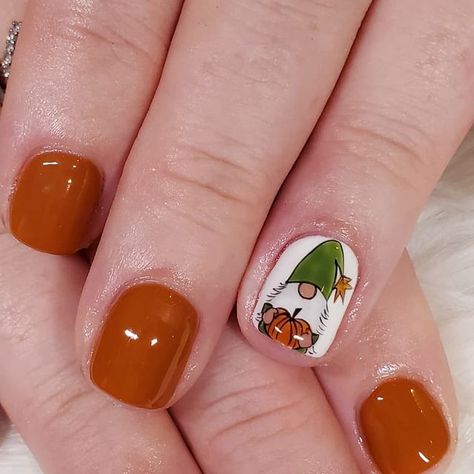 November Gnome Nails, Gnome Thanksgiving Nails, Gnome Nail Designs Fall, Autumn Gonk Nails, Fall Gnomes Nails, Gnome Fall Nails, Fall Gnome Nail Art, Gnome Nails Fall, Fall Gnome Nail Designs