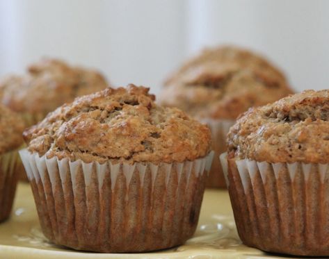 Muffins Decoration, Banana Bran Muffins, Anolon Cookware, Bran Muffin, Muffins Banana, Bran Muffin Recipes, Nut Muffins, Bran Muffins, Afternoon Snack