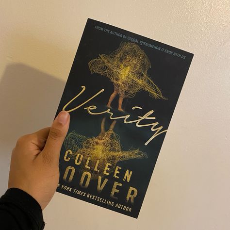 Verity by Colleen Hoover Varity Collen Hover, Verity Colleen Hoover Extra Chapter, Colleen Hoover Book Collection, All Your Perfects Colleen Hoover Book Cover, Variety Colleen Hoover, Collen Hover, Books Aesthetic Colleen Hoover, Verity By Colleen Hoover, 100 Books