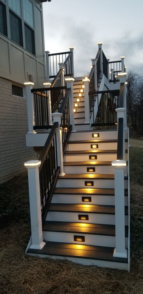 Outdoor Stairs To House Entrance Second Floor, Front Entrance Stairs Outside, Front Door Stairs Entrance, Exterior Stairs To Second Floor, Exterior Stairs To Front Door, Stairs Design Outdoor, Curved Patio Ideas, Outdoor Stairs To House Entrance, Outside Stairs Design