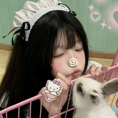 #pink #black #bunny #hellokitty #hearts #maid Japanese Icon, Cute Selfie Ideas, Pretty Selfies, Kawaii Girl, Grunge Aesthetic, Girl Icons, Ulzzang Girl, Cute Icons, Aesthetic Girl