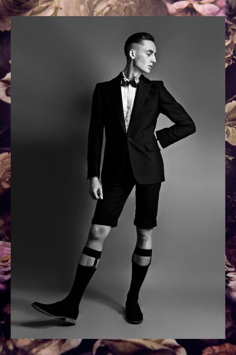 Men In Socks, Sock Suspenders, Gender Fluid Fashion, Edgy Accessories, Mens Dress Socks, Sharp Dressed Man, Pose Reference Photo, Garters, Cabaret