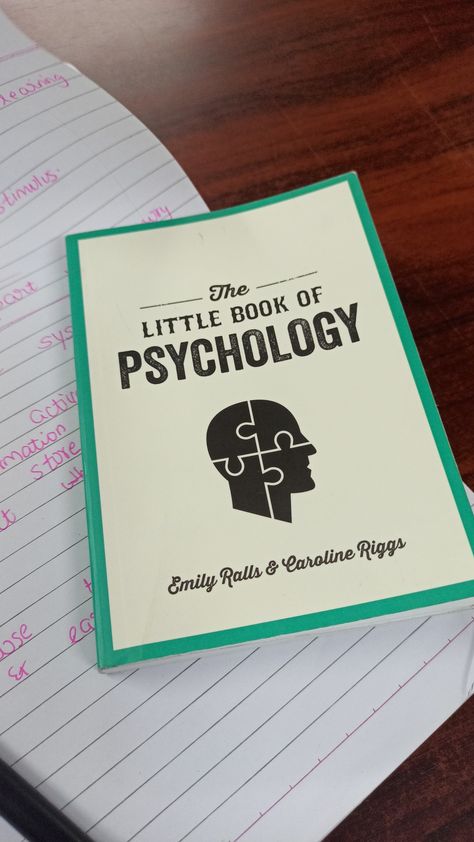 Book Psychology Aesthetic, Spiritual Psychology Books, Psychology Books Aesthetic, Psychology Textbooks, Psychologist Books, Introduction To Psychology, Psychology Major, School Goals, Aesthetic Poetry