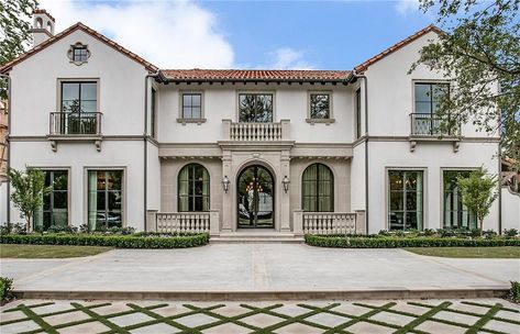 3609 Gillon Ave, Highland Park TX, is a Single Family home that contains 8727 sq ft and was built in 2017.It contains 5 bedrooms and 8 bathrooms. The Zestimate for this Single Family is $10,607,600, which has decreased by $223,848 in the last 30 days.The Rent Zestimate for this Single Family is $61,569/mo, which has decreased by $2,284/mo in the last 30 days. Backyard Pool And Spa, Cali House, Wine Vault, Mediterranean Mansion, Building Envelope, No Grass Backyard, Gorgeous Homes, Quartzite Countertops, Construction Home