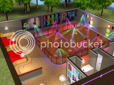 Indoor Roller Skating, Skatepark Design, Roller Skating Rink, Disco Night, Architecture Drawing Plan, Roller Rink, Roller Disco, Skating Rink, Social Sites