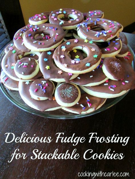 This fudgy frosting is perfect for spreading over cookies for a chocolaty delicious finish that is stackable. Your cookie trays just got an upgrade! Donut Sugar Cookies, Chocolate Fudge Icing, Chocolate Fudge Cookies, Cookie Glaze, Fudge Flavors, Chocolate Fudge Frosting, Fudge Cookies, Chocolate Sugar Cookies, Sugar Cookie Icing