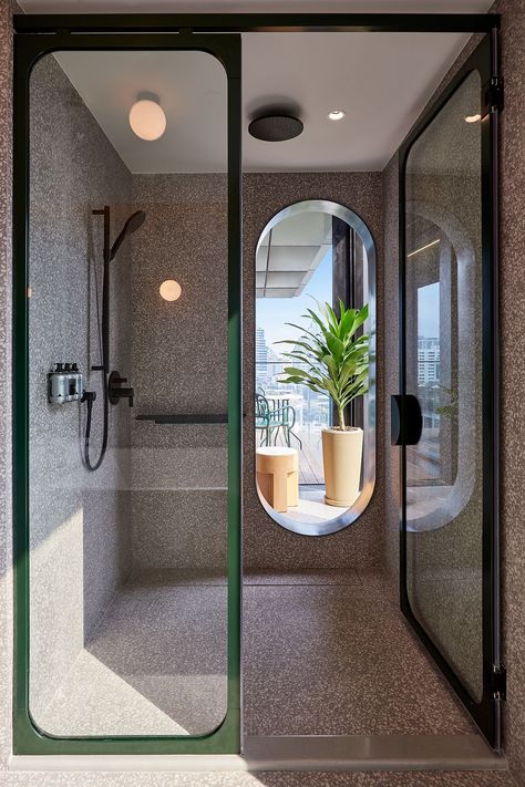 Japandi Bohemian, Closet Powder Room, Pool Changing Room, Arch Bathroom, Neo Art Deco, Luxury Hotels Interior, Palm Springs Aesthetic, Organic Interiors, Ad Architectural Digest