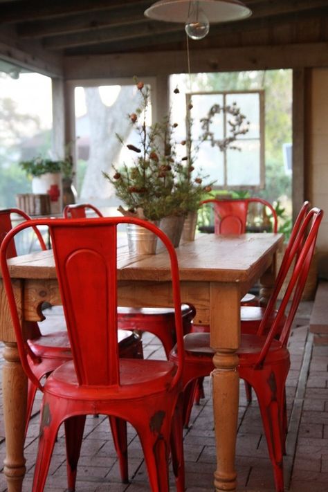 Dishfunctional Designs: Vintage Red Painted Furniture  -- might like these metal chairs, painted red for our dining table Red Painted Furniture, Red Chairs, Elsie De Wolfe, Red Cottage, Chair Ideas, Red Chair, Painted Chairs, Red Kitchen, Metal Chairs