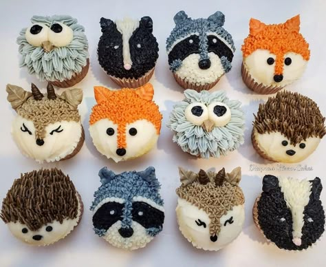 Simple Animal Cupcakes, Woodland Dessert Ideas, Forest Animals Cupcakes, Cake Decorating Animals, Cupcake Animal Decoration, Animal Decorated Cupcakes, Cool Cupcake Ideas Creative, Animal Face Cupcakes, Animal Cupcakes Buttercream