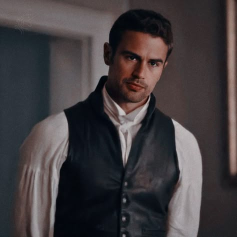 Sydney Parker Sanditon, Sanditon Theo James, Regency Face Claims Male, Regency Men Aesthetic, Sanditon Charlotte And Sidney, Sidney Parker Sanditon, Bridgerton Outfits Men, Sanditon Sidney, Theo James Sanditon