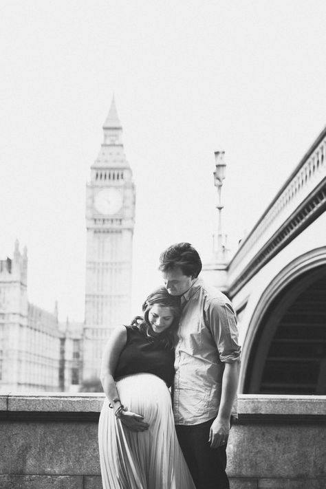 London Proposal, Santorini Photographer, Maui Photographers, Gift Photography, Westminster Bridge, Mine Mine, Become A Photographer, Photographer Headshots, Film Wedding