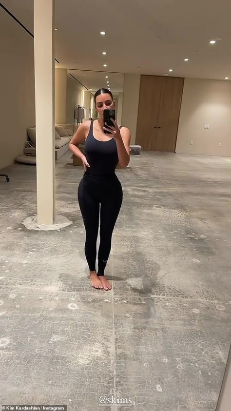 Kim Kardashian shows off her famed curves in a slinky SKIMS bodysuit at her expansive headquarters | Daily Mail Online Kim Kardashian Bodysuit, Kardashian Lifestyle, Kim Kadarshian, Nude Outfits, Workout Inspo, Bodysuit Outfit, Fitness Photoshoot, Kim Kardashian Style, Kim K