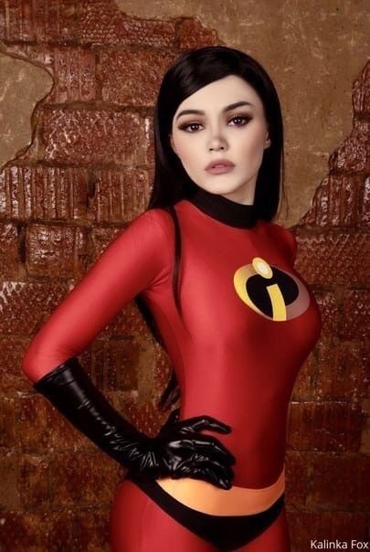 The Incredibles CosPlay (The Girls) The Incredibles Halloween Costume, Incredibles Cosplay, Incredibles Costume, Cosplay Ideas Women, Violet Parr, Superhero Cosplay, Ariana Grande Outfits, Cosplay Outfits, Cultura Pop