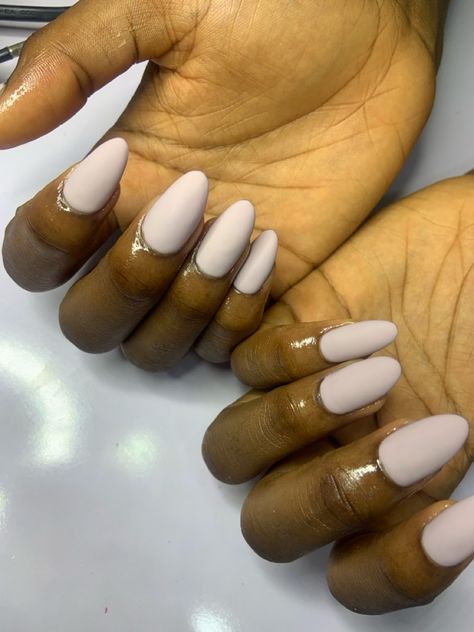 Nail inspo. matte nails. lilac matte nails. pretty nails. nail art Nail Inspo Matte, Matte Neutral Nails, Nails Lilac, Nail Art Acrylic Nails, Matte Purple Nails, Nail Art Acrylic, Matte Purple, Nails Pretty, Nails Matte