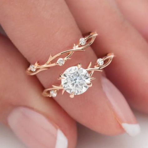 14k Gold Plated Cubic Zirconia Vine Ring Set Size 7 Fashion Jewelry Twig Engagement Ring Set, خواتم خطوبة, Pretty Engagement Rings, Dream Wedding Ring, Twig Engagement Ring, Cute Engagement Rings, Future Engagement Rings, Nature Ring, Dream Engagement