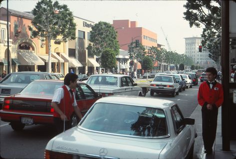 Rodeo Drive, Beverly Hills, Feb 1989 90s Beverly Hills, 80s Beverly Hills, Rodeo Drive Outfit Beverly Hills, 80s Drive In, Rodeo Drive, Beverly Hills, Rodeo, Vintage Photos, California