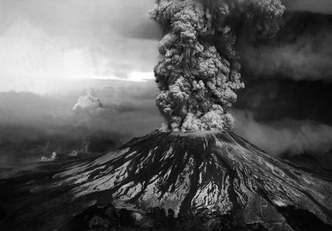 mount st helens volcanic eruption black and white 1980 Mount St Helens, Saint Helens, Principles Of Design, St Helens, Montage Photo, Foto Art, Trippy Art, Washington State, Natural Disasters