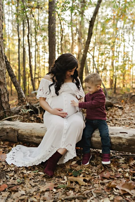 Maternity Photo With Son, Woods Maternity Shoot Family, Maternity Photography Poses With Son, Maternity Photo Shoot Ideas With Son, October Maternity Pictures Family, Mother Son Maternity Shoot, Fall Pregnancy Photoshoot With Kids, Family Of 3 Maternity Pictures Fall, Wood Maternity Photoshoot