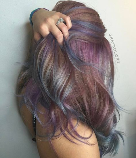 Purple Brown Hair, Purple Hair Highlights, Underlights Hair, Hair Colorful, Dusty Lilac, Purple Highlights, Lilac Hair, Hair Color And Cut, Brown Hair With Highlights