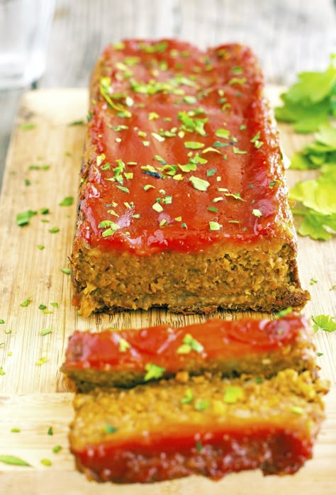 Vegan Meatloaf Recipe, Lentil Meatloaf, Meatless Meatloaf, Vegetarian Meatloaf, Vegan Meatloaf, Lentil Loaf, Good Meatloaf Recipe, Vegan Meat, Vegetarian Entrees