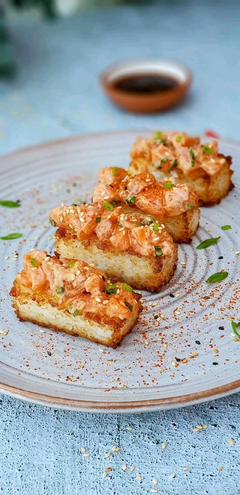 Chilli Salmon Crispy Rice Cakes Recipe https://fooooods.com/chilli-salmon-crispy-rice-cakes-normasfooddiary Salmon Crispy Rice, Sushi Seasoning, Crispy Rice Cakes, Sushi Grade Salmon, Rice Cakes Recipe, Dorm Meals, Salmon Crispy, How To Make Chilli, Grilled Rice