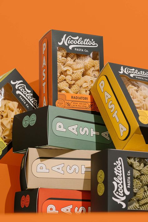 hoodzpah nicolettos packaging stack detail 01 Pasta Packaging, Unique Pasta, Pasta Brands, Pasta Box, Packaging Food, Wholesale Packaging, Menu Boards, Long Time Friends, Design Editorial