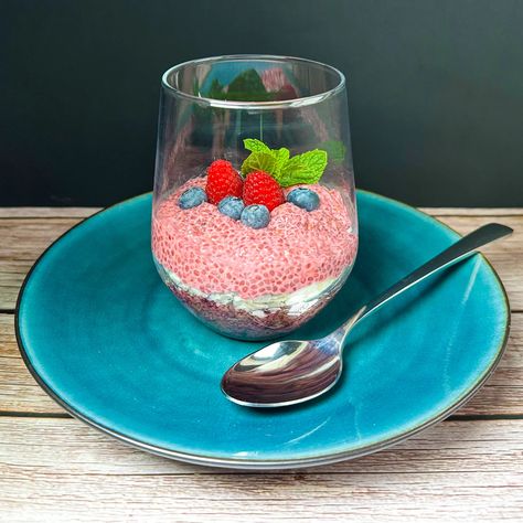 Patriotic Chia Seed Pudding | GOLO Golo Recipes, Golo Diet, Chia Seed Recipes, Blue Berries, 21 Day Fix Meals, Chia Seed Pudding, Unsweetened Coconut, Heart Healthy Recipes, Oatmeal Recipes