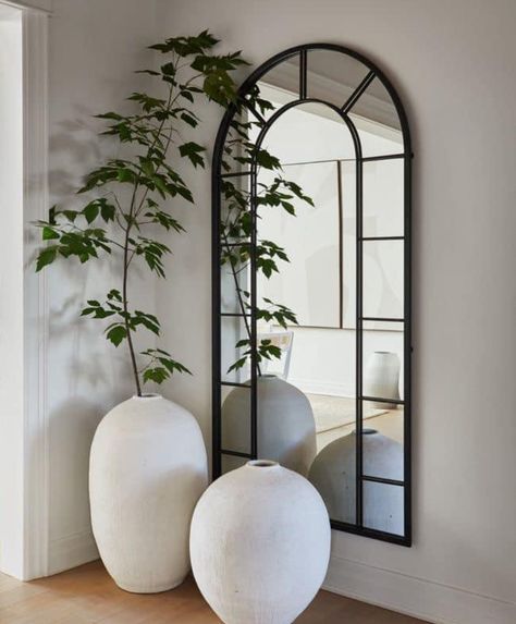 Foyer Mirror, Diy Home Decor Living Room, Mirror Decor Living Room, Hallway Mirror, Bohemian Living Rooms, Transitional Decor Kitchen, Arched Mirror, Living Room Mirrors, Kitchen Diy