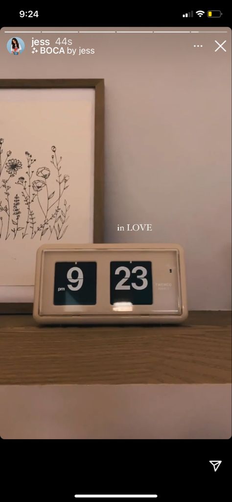 Jess Conte Home Decor, Jess Conte House, Jess Conte, Romanticising Life, Flip Clock, House Decor, New Homes, Clock, Apartment