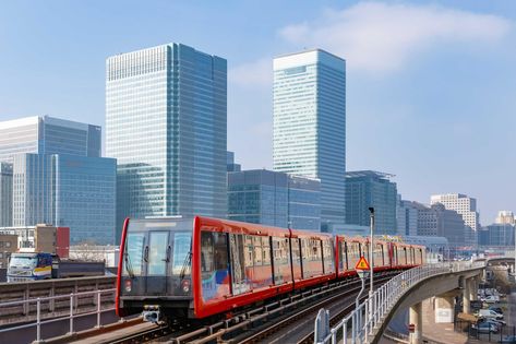 How will electric-powered private-hire driverless cars change the way in which we design buildings and utilise land? Docklands Light Railway, Las Vegas Airport, Future Buildings, London View, Canary Wharf, City Of London, London Transport, Light Rail, Travel Outdoors